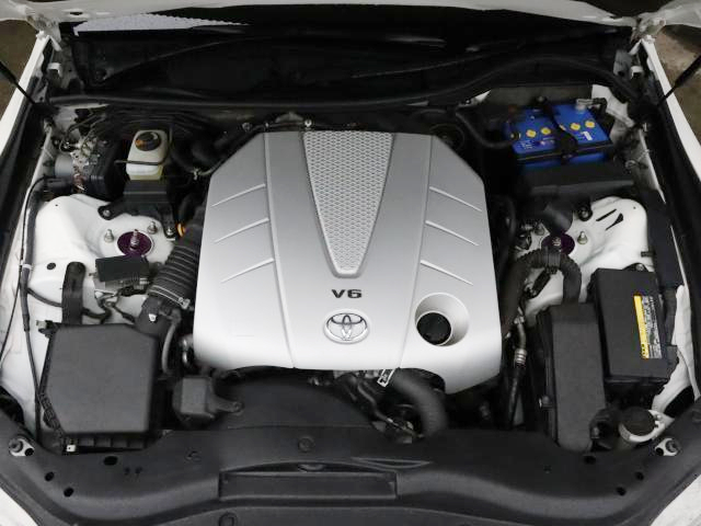2GR-FSE 3500cc V6 engine.