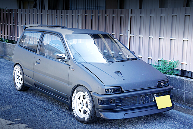 Front exterior of 1st Gen HONDA TODAY.