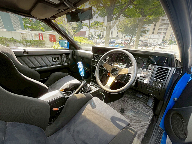 Interior of HR31 NISSAN SKYLINE 2-DOOR.