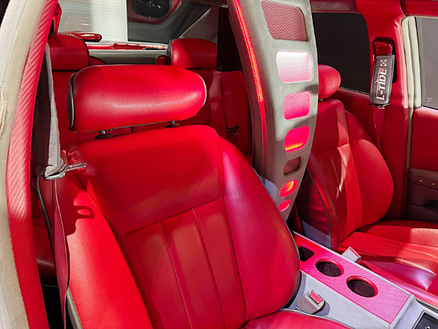 Modified interior seats of G50 INFINITI Q45 TYPE-R.