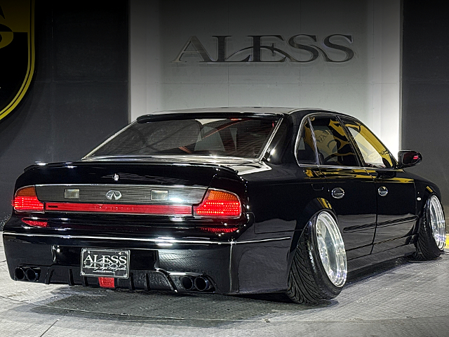 Rear exterior of G50 INFINITI Q45 TYPE-R.