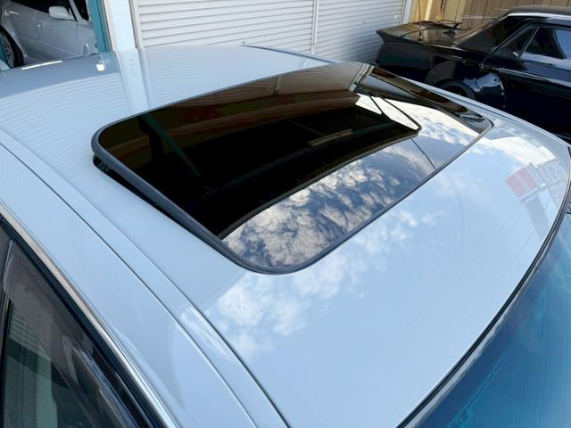 Sunroof of JZX110 MARK 2 GRANDE iR-V With BLIT FRONT END CONVERSION.