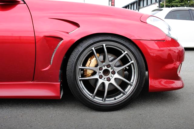 Front 4-POT caliper.