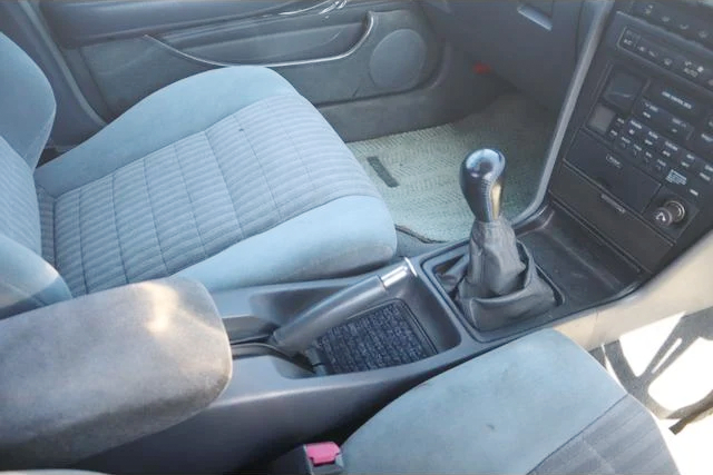 Manual shift of JZX81 TOYOTA MARK 2 2.5GT TWIN TURBO.