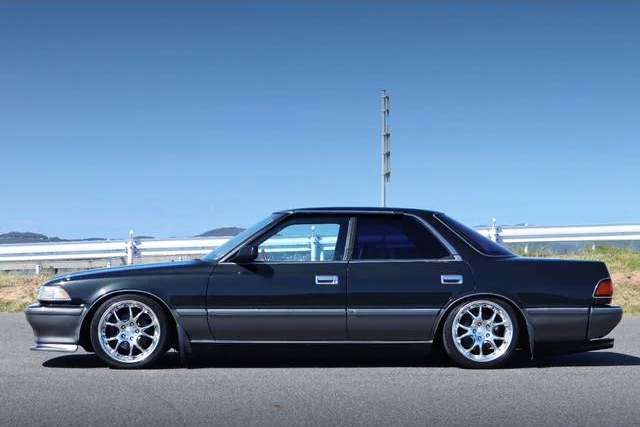 Left Side exterior of JZX81 TOYOTA MARK 2 2.5GT TWIN TURBO.