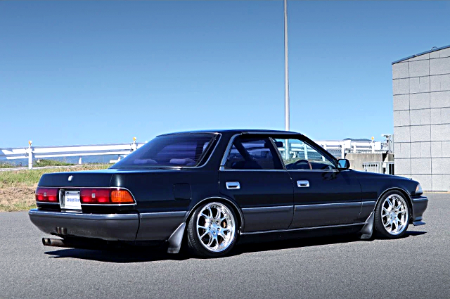 Rear exterior of JZX81 TOYOTA MARK 2 2.5GT TWIN TURBO.