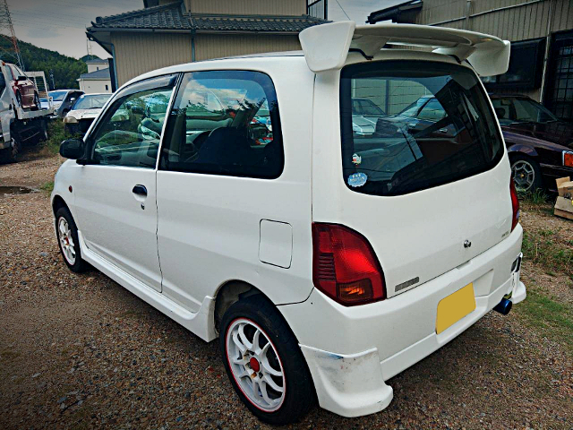 Rear exterior of 8th Gen MITSUBISHI MINICA LYRA.