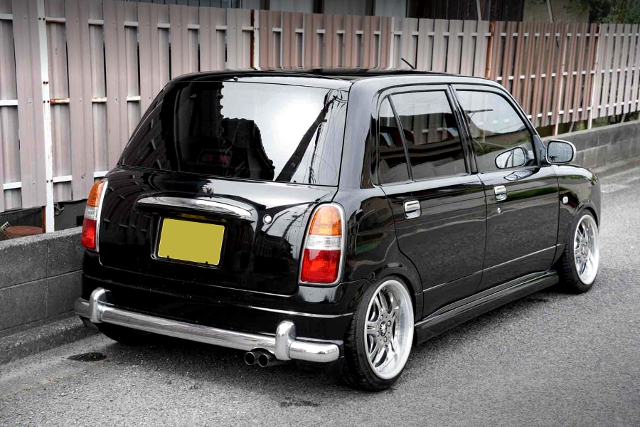 Rear exterior of 1st Gen DAIHATSU MIRA GINO.
