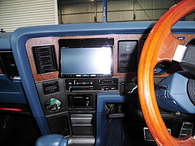NAVIGATION system of MS105 TOYOTA CROWN.