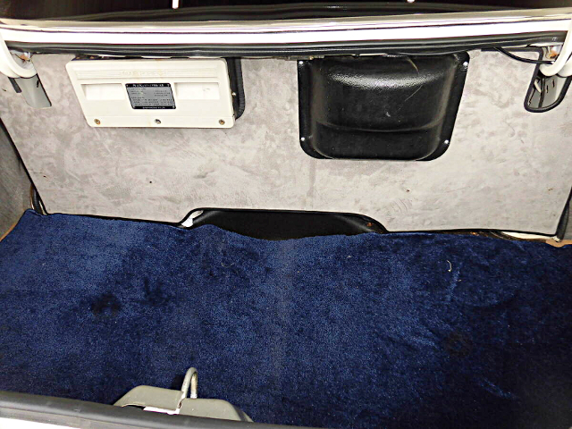 Trunk space of MS105 TOYOTA CROWN.