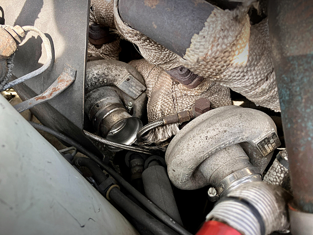 TD05 Twin turbochargers on 6M-GEU.