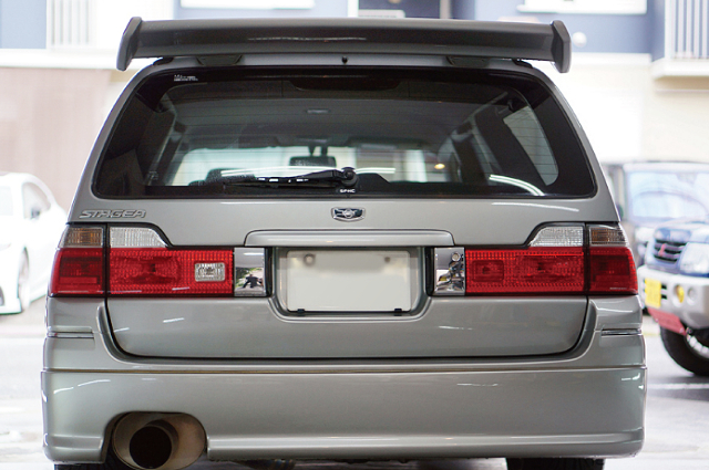 Rear exterior of WGNC34 STAGEA AUTECH VERSION 260RS.