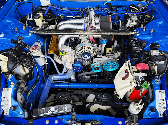 NATURALLY ASPIRATED 3-ROTOR ENGINE.