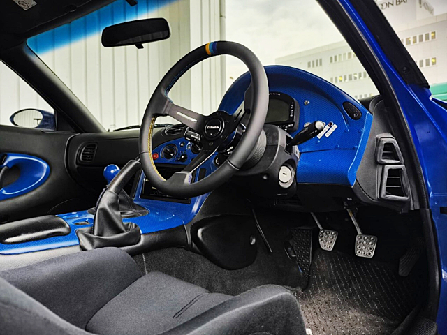 Interior of RE-AMEMIYA WIDEBODY FD3S RX-7.