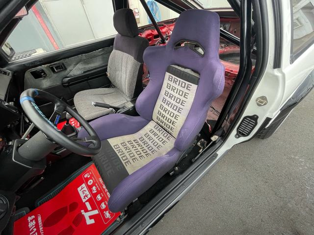 Two-seats of AE86 COROLLA LEVIN GT-APEX With LEFT HAND DRIVE CONVERSION.