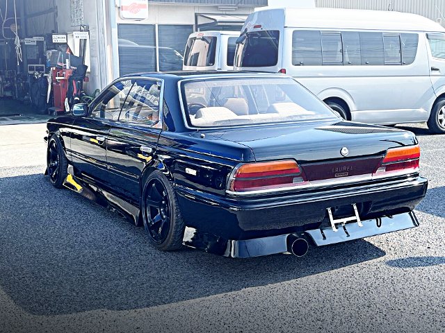 Rear exterior of Drift Spec Modified HC33 NISSAN LAUREL.