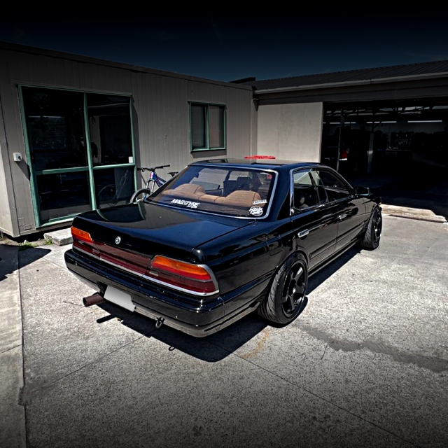 Rear exterior of C33 NISSAN LAUREL.