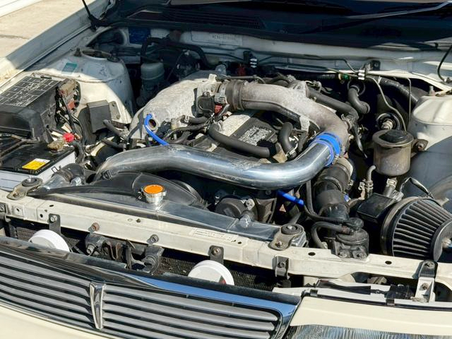 RB25DET 2500cc turbo engine.