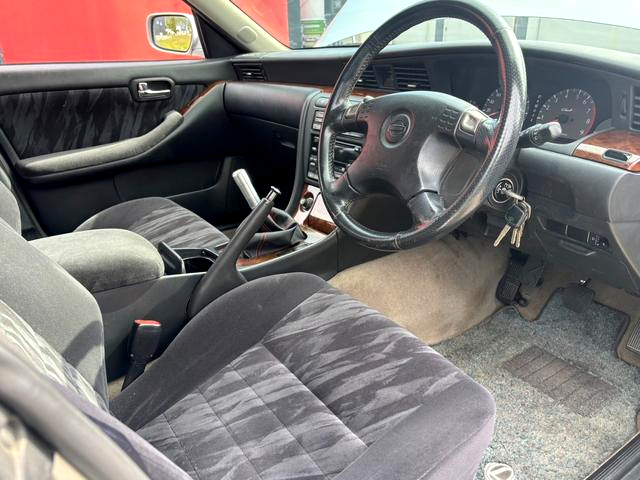 Dashboard of C35 LAUREL 25 CLUB S TYPE X.