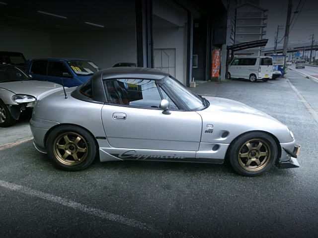 Right side exterior of EA11R SUZUKI CAPPUCCINO of 5MT.