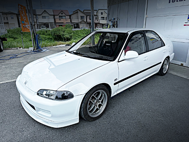 Front exterior of EG8 CIVIC FERIO VTi.