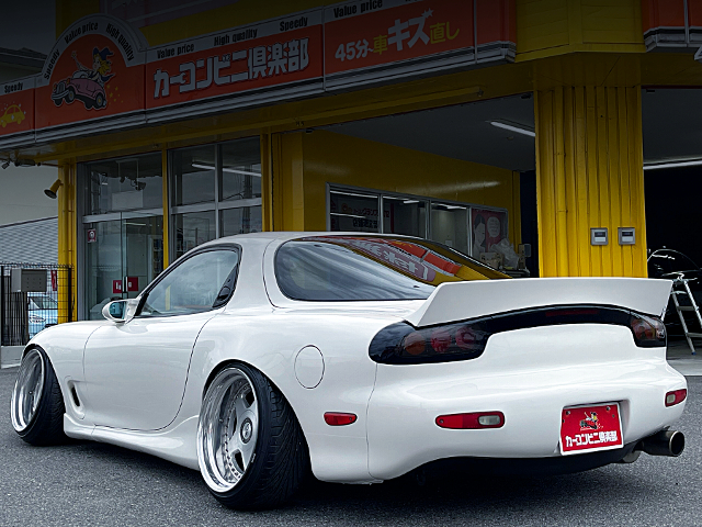 Rear exterior of DEMON CAMBERS and WIDEBODY FD3S RX-7 TYPE-R.