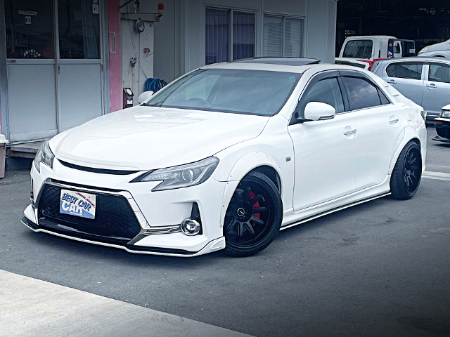 Front exterior of G's Styled GRX133 MARK X 350S.