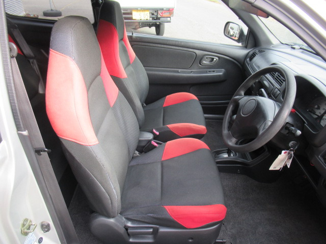 Interior seats of HA22S ALTO WORKS RS/Z.