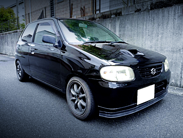 Front exterior of HA23V SUZUKI ALTO VAN.
