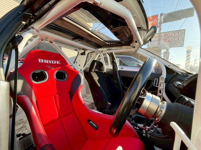 Roll Cage installed HCR32 SKYLINE 4-DOOR GTS-t TYPE-M.
