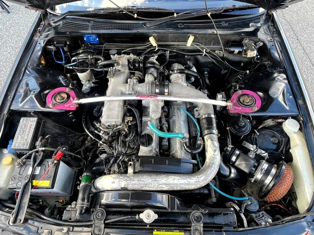 RB25DET 2500cc turbo engine.