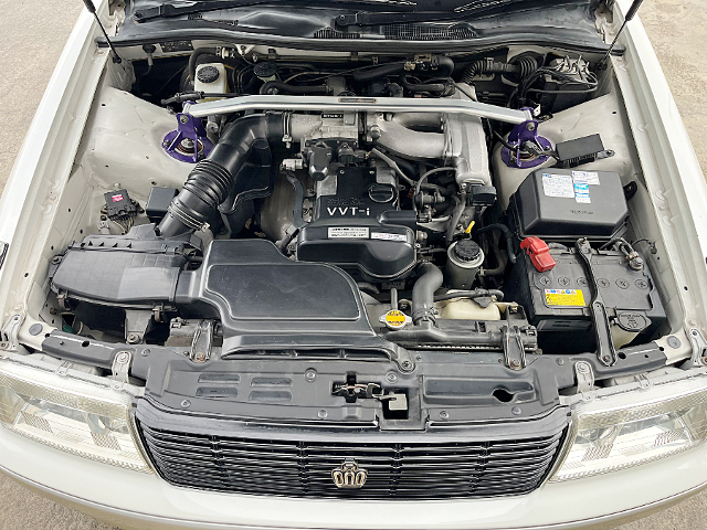 2JZ-GE 3000cc engine.