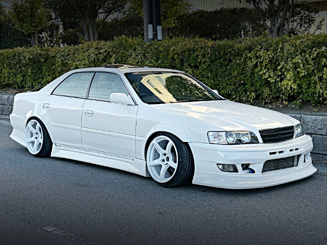 Front exterior of ITO-AUTO WIDEBODY JZX100 CHASER TOURER-V.