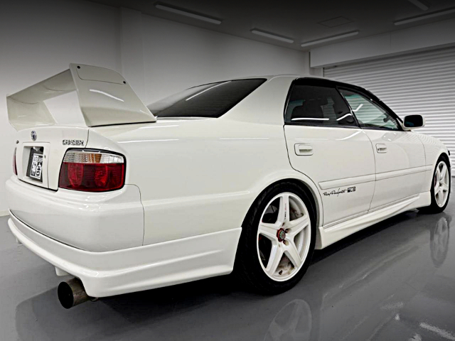 Rear exterior of JZX100 CHASER TOURER-V.