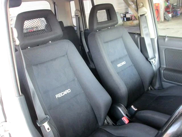 Interior seats of HE21S ALTO LAPIN SS.