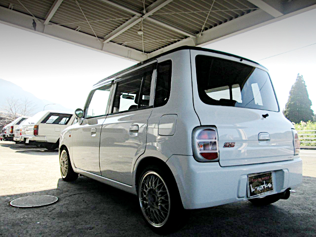 Rear exterior of HE21S ALTO LAPIN SS.