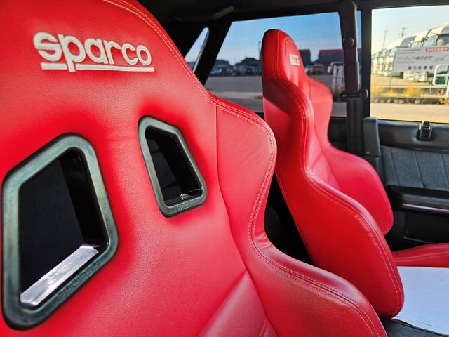 Seats of R31 SKYLINE 4-DOOR.