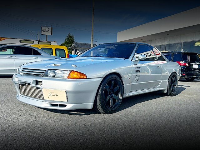 Front exterior of R32 SKYLINE GT-R.