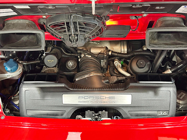 3.6L engine of RWB WIDEBODY PORSCHE 997 CARERRA.