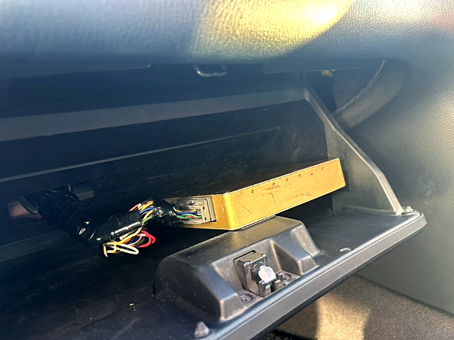 HKS F-CON V-PRO ECU.