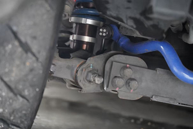 Crux Coilover installed DC5R.