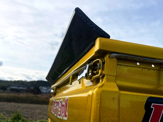 Rear Wing of HELLO-SPECIAL WIDEBODY DD51T SUZUKI CARRY.