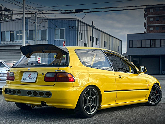 Rear exterior of EG6 HONDA CIVIC SiR2.