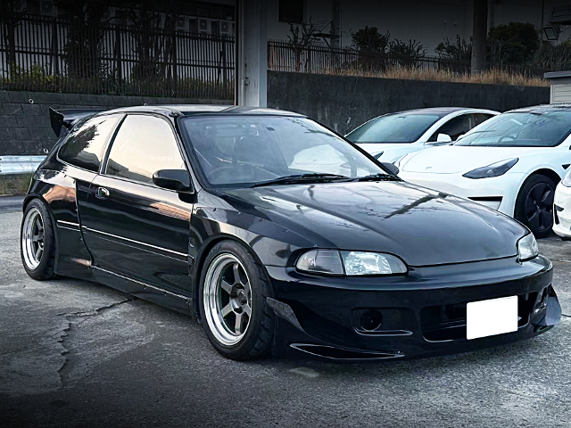 Front exterior of PANDEM WIDEBODY EG6 CIVIC SiR.