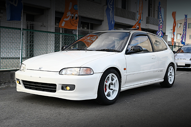 Front exterior of EG6 HONDA CIVIC SiR 2.