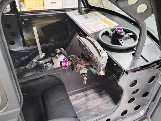 Interior of DRIFT SPEC CLASSIC MINI.