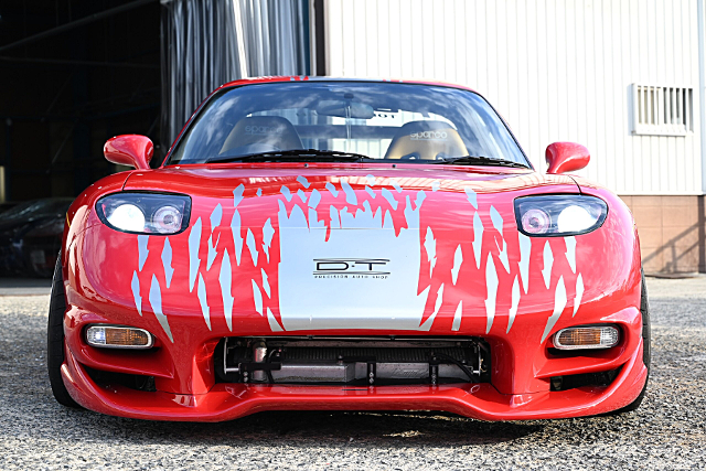 Headlight of Modified FD3S MAZDA RX-7 TYPE-RS.