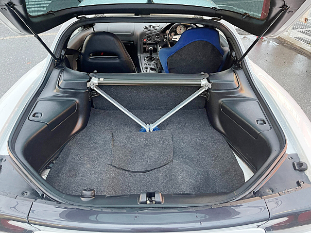 Luggage space of TCP-MAGIC WIDEBODY FD3S RX-7.