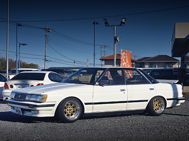 Front exterior of GX71 TOYOTA MARK 2.