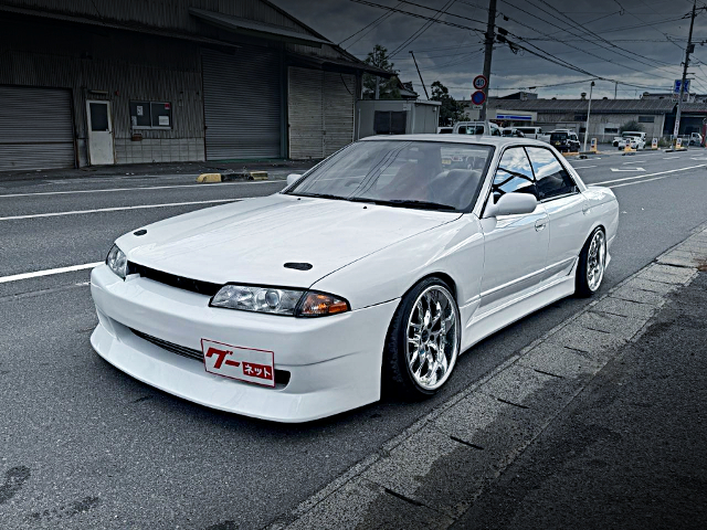 Front exterior of HCR32 SKYLINE 4-DOOR GTS-t TYPE-M.